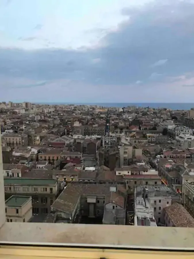 The Top Of Aeroporto di Catania Fontana Rossa 0*,  Italia